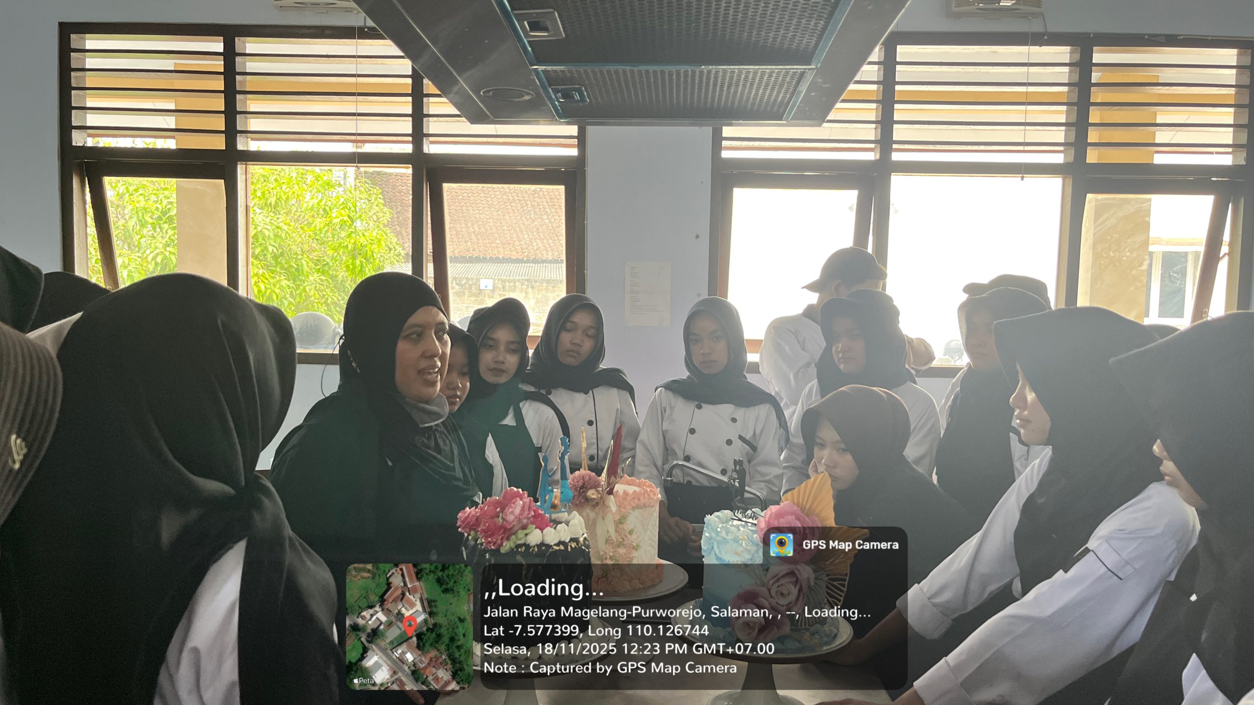 Mewujudkan Karya Manis Membuat Wedding Cake dari Ahlinya