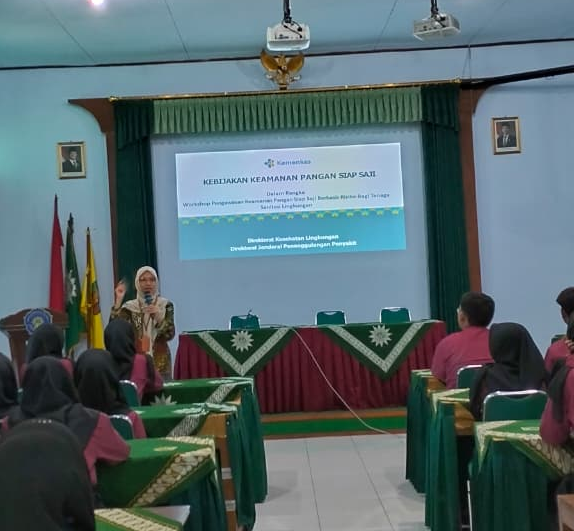 SMK Muhammadiyah Salaman Gelar Edukasi Food Safety bagi Siswa Kuliner