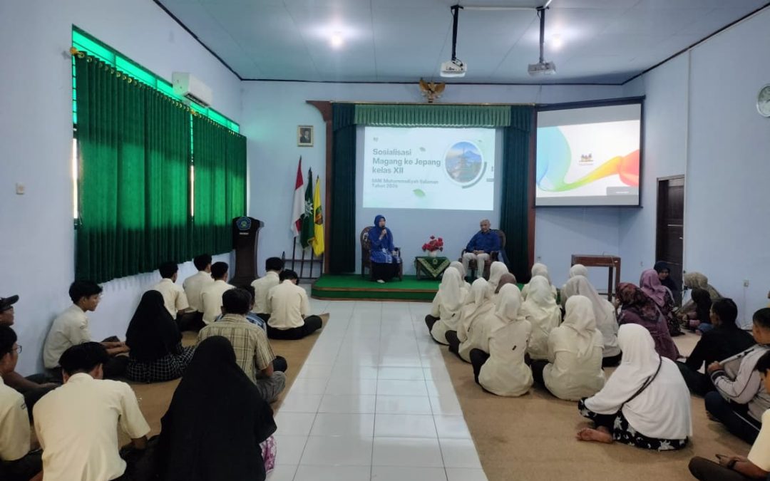 Sosialisasi Kerja ke Jepang di SMK Muhammadiyah Salaman Bersama LPK Cahaya Mandiri Indonesia