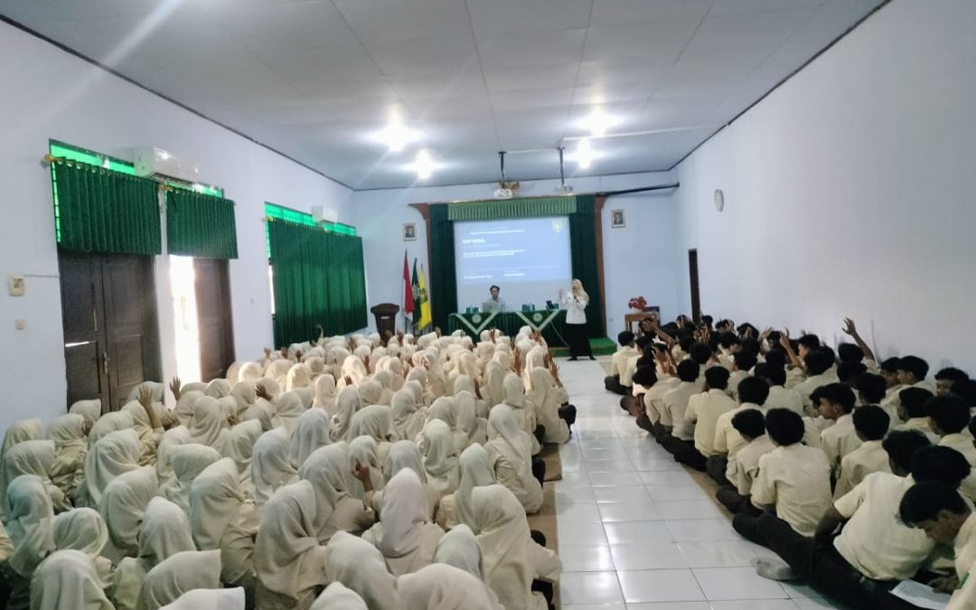 Gandeng Disperinaker dan PT PNM, SMK Muhammadiyah Salaman Siapkan Lulusan Hadapi Dunia Kerja